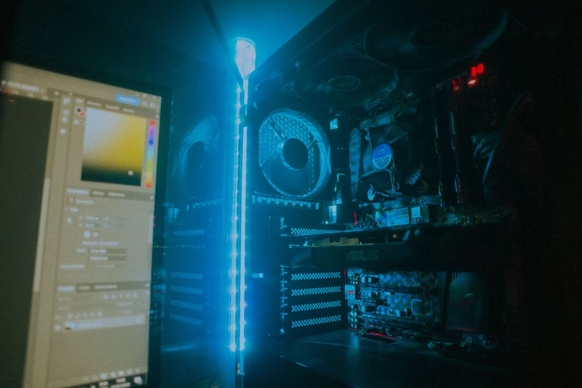 Fans inside an illuminated desktop PC