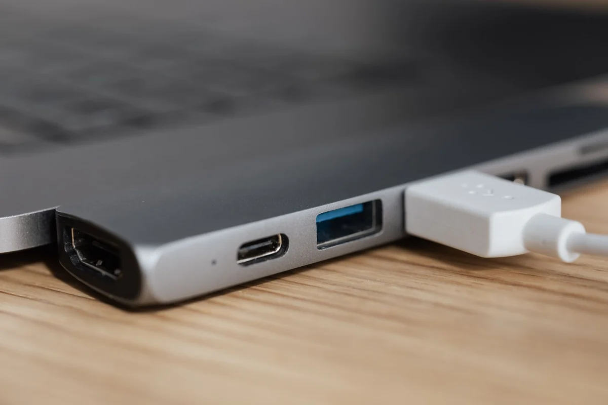 USB-Hub mit mehreren Anschlüssen